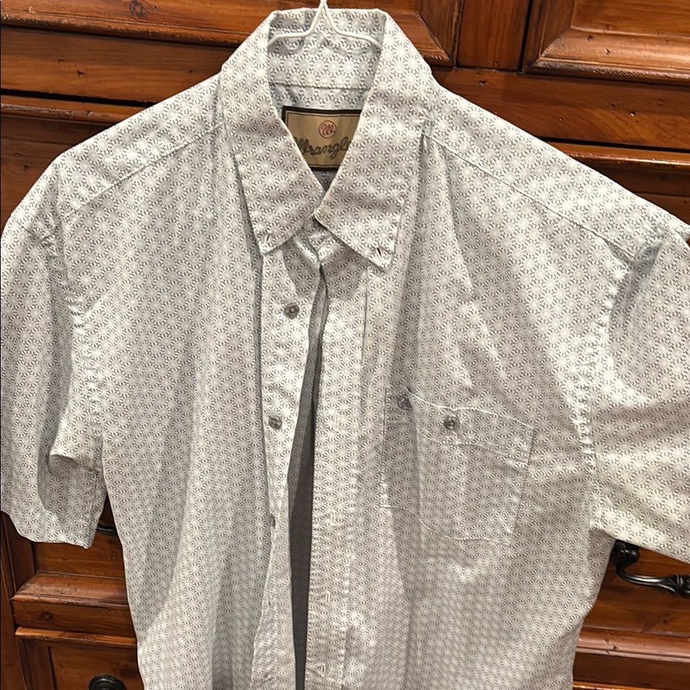 Wrangler Men's Gray Short Sleeve Shirt